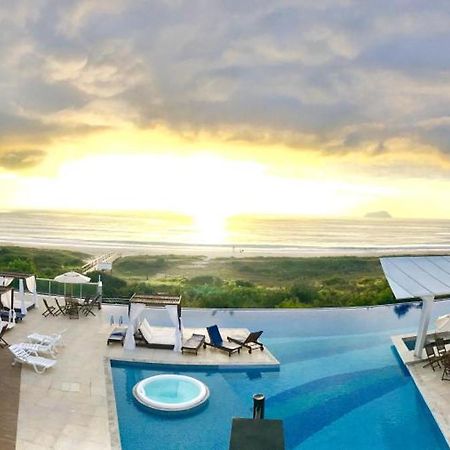 Bali Beach Home Club Rogga Beira Mar - Balneario Piçarras Extérieur photo
